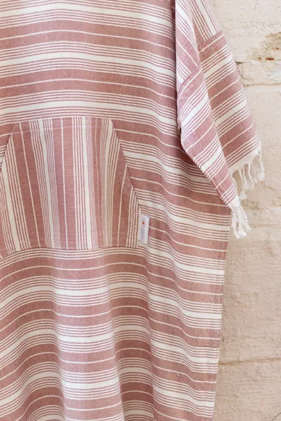 Annie Son Surf Poncho Loveline in Dusty Pink - Beachwear that makes you smile